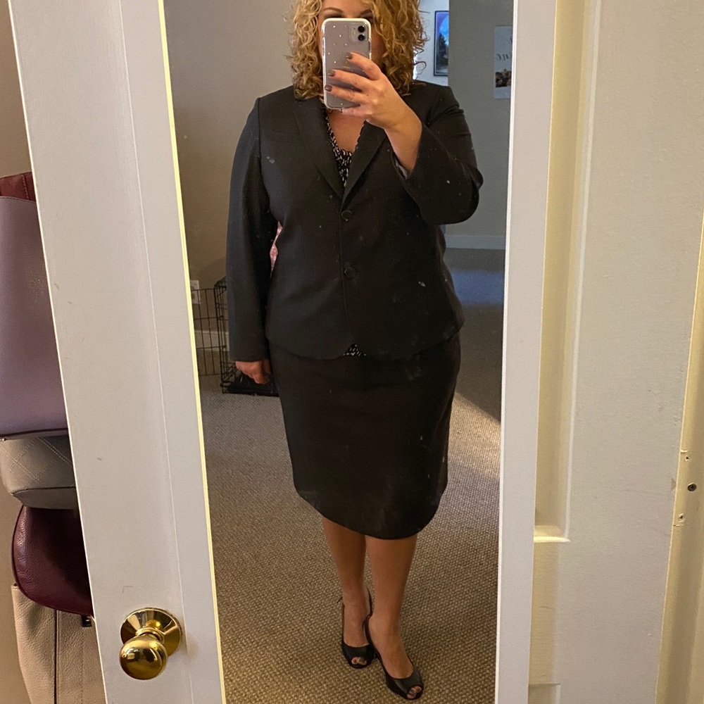 Calvin Klein skirt suit